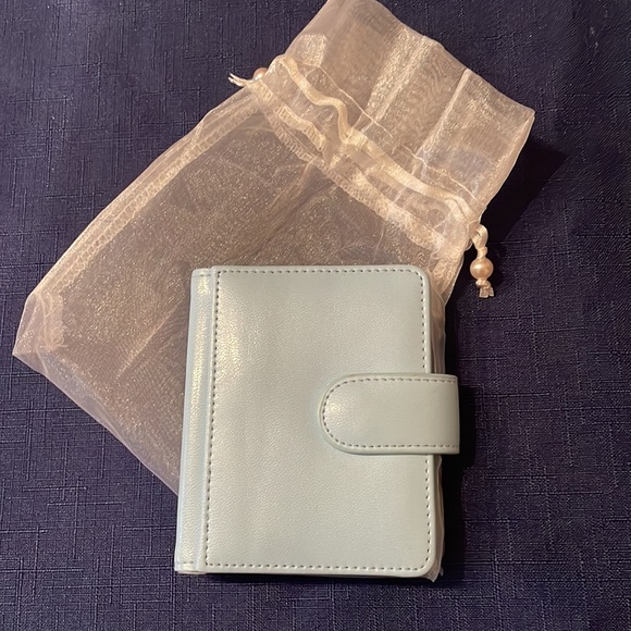 NEW CM Mini Picfolio for wallet pictures or business cards - Picture 2 of 4